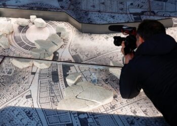 Un monumental mapa de mármol reaparece en nuevo museo de Roma