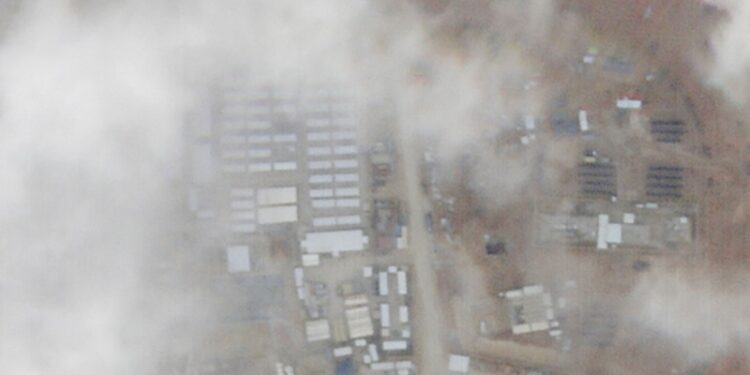 Irán amenaza con «responder con contundencia» a cualquier ataque de EEUU