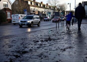 La tormenta Isha golpea Irlanda y Reino Unido y deja a miles de personas sin electricidad