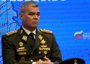 Las 5 principales noticias de Venezuela hoy: Reportan “decepcionante” caída del consumo. Desaprueban visita de EEUU a Guyana. Y más