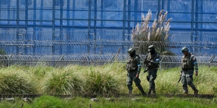 Asesinan en Ecuador al fiscal que investigaba el asalto armado a canal de televisión