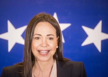 María Corina Machado felicitó al presidente de Guatemala por su toma de posesión