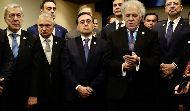 La OEA y la UE pidieron al Congreso de Guatemala que le entregue el poder a Bernardo Arévalo
