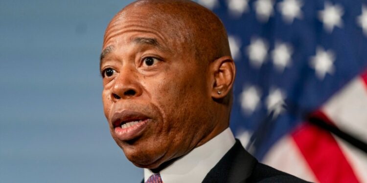 NY en contra de las motocicletas ilegales