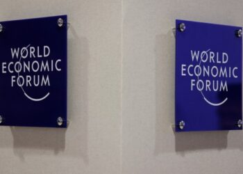 ¿Sabías que las 250 personas más ricas del mundo acordaron pagar más impuestos en el Foro de Davos?