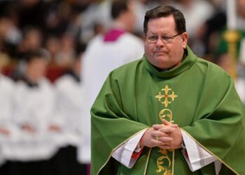 Influyente cardenal canadiense cercano al papa Francisco, acusado de agresiones sexuales