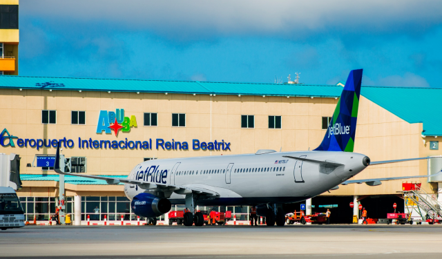 Aruba renovó prohibición de tráfico aéreo con Venezuela por 90 días más