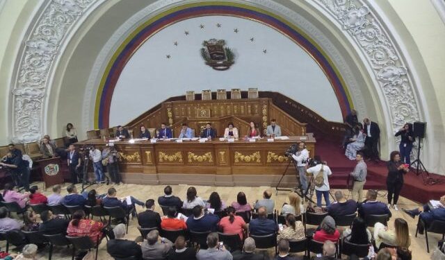 Tras un mes del referendo, Venezuela sigue sin estado 24 y sin ley que regule su creación