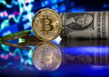 Bitcóin rompe la barrera de los 45 mil dólares