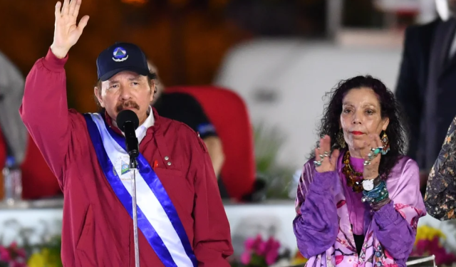 El dictador Daniel Ortega cumplió 17 años seguidos en el poder con miras a una “dinastía familiar”