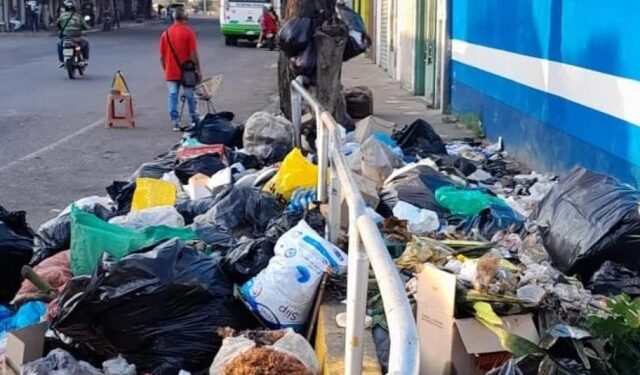 Calles de San Antonio del Táchira se convirtieron en “mini basureros”