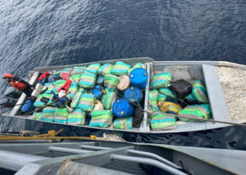 Armada de Colombia incautó 1,5 toneladas de marihuana en aguas del Pacífico