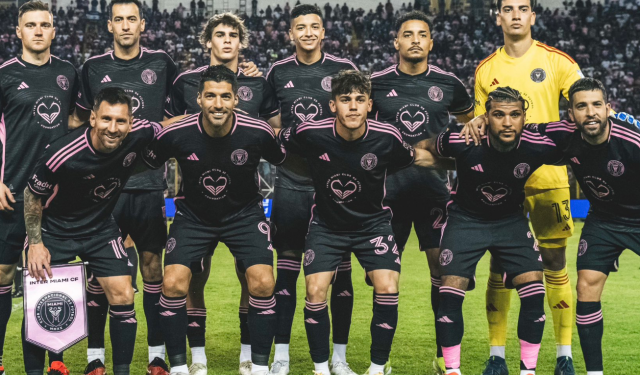 Luis Suárez debutó con el Inter Miami durante amistoso en El Salvador