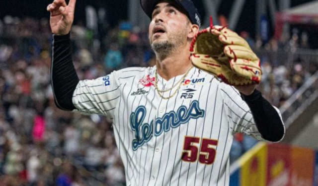 Emotivo VIDEO: Miguel Socolovich finalizó su carrera entre el aplauso de los caraquistas