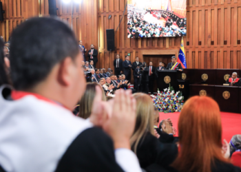 Maduro despotricó contra Noboa por el apoyo de Ecuador a la democracia venezolana