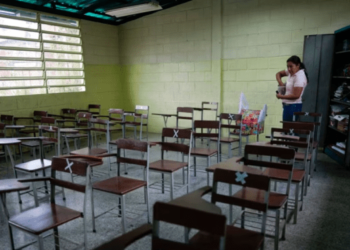 La migración de docentes venezolanos dejó “prácticamente huérfanas” varias materias