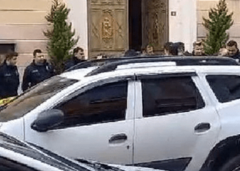 Un tiroteo durante la misa en una iglesia católica de Estambul deja al menos un muerto