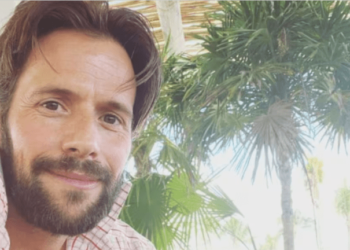 Christian Oliver, actor de Hollywood, murió junto a sus dos hijas en un accidente aéreo