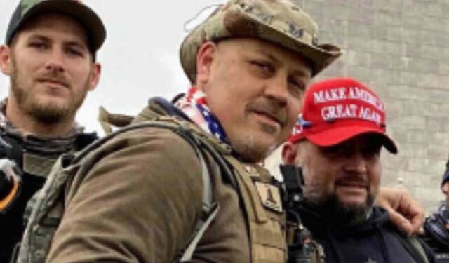 Asaltante al Capitolio que fingió una sobredosis fue sentenciado a diez años de cárcel