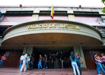 Extraoficial: Fiscalía investiga a jueza por vínculos con el Tren de Aragua