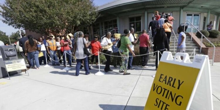 Después del aplastante triunfo de Donald Trump en los caucus de Iowa, ahora es turno para que los votantes de Nueva Hampshire.