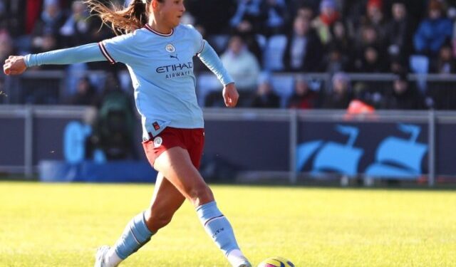 Deyna Castellanos con un pie fuera del Manchester City
