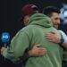 Entre besos, berrinches y consejos surrealistas: Djokovic vacila con Kyrgios en el Abierto de Australia (Videos)