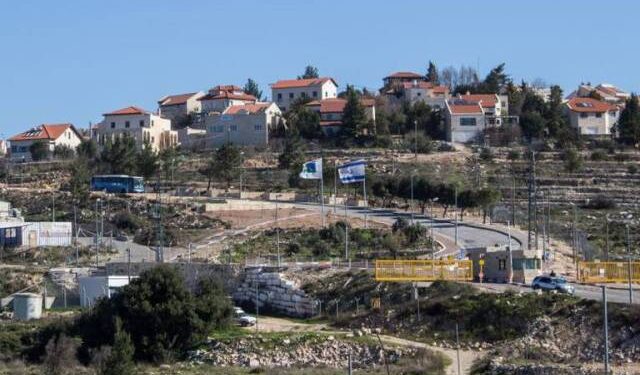 Aumento récord de colonias israelíes en Cisjordania tras la guerra en Gaza, según ONG
