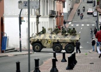 Exministro peruano culpa a venezolanos por la situación de Ecuador