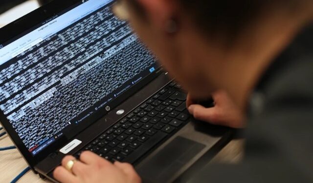 Los usos que los cibercriminales dan a sus datos personales: el lado oscuro al que pueden llegar