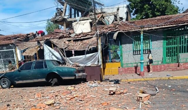 Fatídico 1 de enero en Anzoátegui: explosión por fuga de gas en una vivienda dejó dos fallecidos y varios heridos (IMÁGENES)