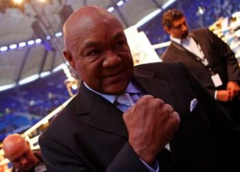 George Foreman, el campeón del mundo en boxeo que se convirtió en pastor de una iglesia y perdió toda su fortuna