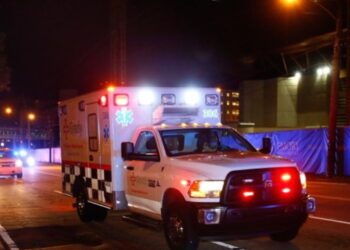 Niño le arrojó una olla con gasolina a adolescente en Texas y lo dejó en estado crítico