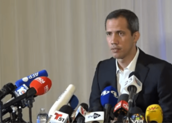 Guaidó rechazó la cobarde agresión de colectivos contra Pérez Vivas