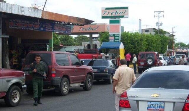Rechazan nuevo censo para surtir gasolina en Guasdualito