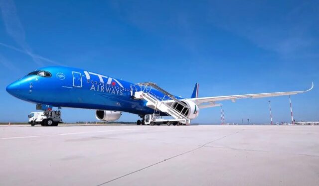 Alerta en las alturas: avión tuvo que aterrizar de emergencia por la muerte de un pasajero