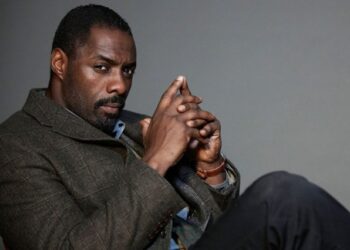 El actor Idris Elba pide vetar los machetes para prevenir los apuñalamientos en el Reino Unido
