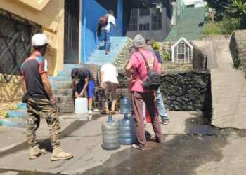 A los tachirenses se la tienen aplicada no solo con la gasolina sino también con el agua