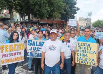 Docentes en Lara seguirán en las calles hasta lograr mejoras salariales y laborales