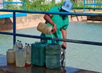 Ni porque vivas cerca de una planta potabilizadora tienes agua en Valle de la Pascua