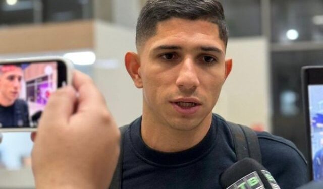 Jefferson Savarino llegó a Río de Janeiro para unirse al Botafogo
