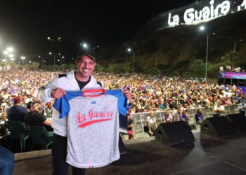 ¡Por todo lo alto! Declaran día no laborable y anuncia caravana en La Guaira este #29Ene (VIDEOS)