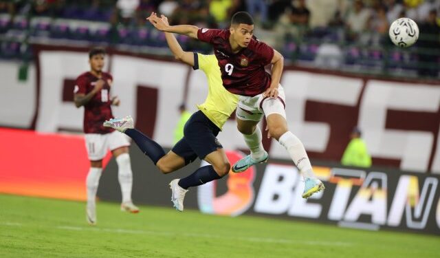 Así fue el GOLAZO de Kevin Kelsy contra Ecuador en el Preolímpico (Video)