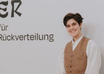 La millonaria heredera que quiere redistribuir su fortuna con la ayuda de sus compatriotas