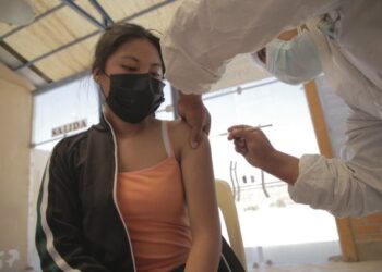 Bolivia ordena el uso obligatorio del tapabocas en las escuelas por brote de Covid-19