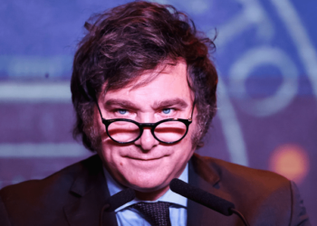 Milei decreta que 2024 sea el “Año de la Defensa de la Vida, la Libertad y la Propiedad”