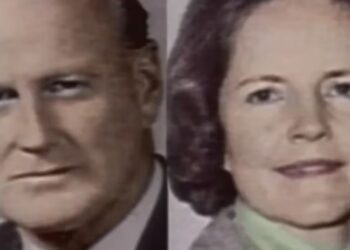 El amor entre dos jóvenes brillantes y ricos que culminó con un doble crimen: condena, liberación y misterios de un parricidio salvaje