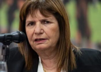 Sospechosos de terrorismo en Argentina iban a alojarse en hotel a dos cuadras de la Embajada de Israel, reveló Patricia Bullrich