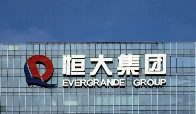 Filial de eléctricos de Evergrande anuncia la detención de su vicepresidente