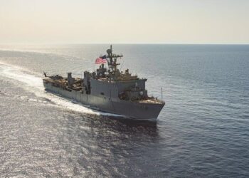 China expresa preocupación por la escalada de tensión en el Mar Rojo